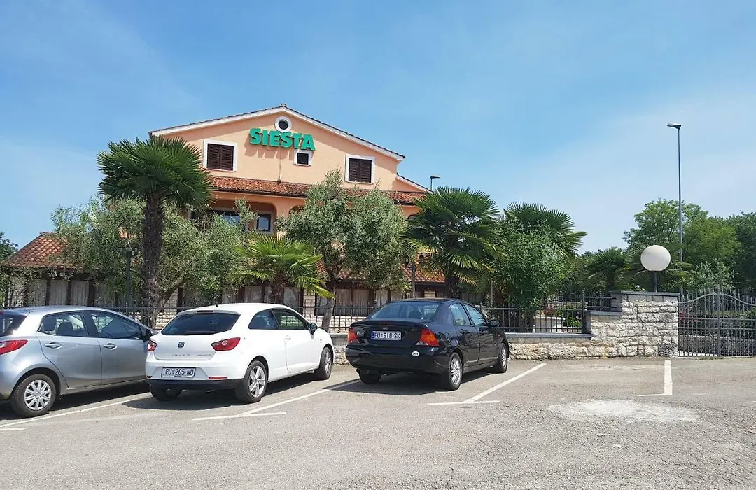 Rooms Siesta-1