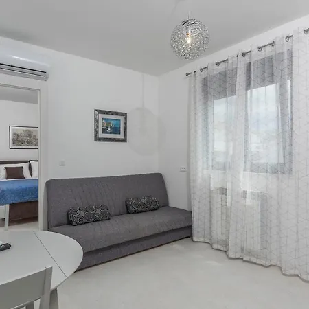 Apartments Zrnic-3
