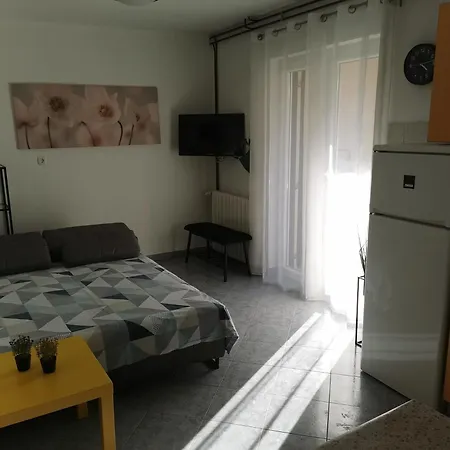 Apartments Lera-3