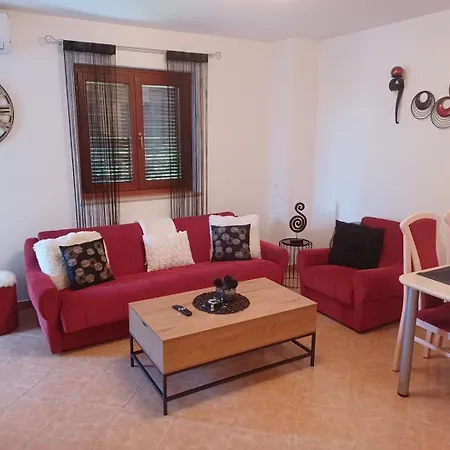 Lovely Apartment Piantade-2